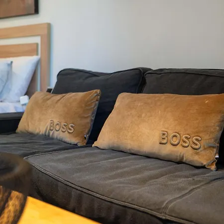 Apartment Cozy In 5 Min Walk To The